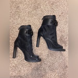 Karl Lagerfeld Blayze Lug Sole Booties